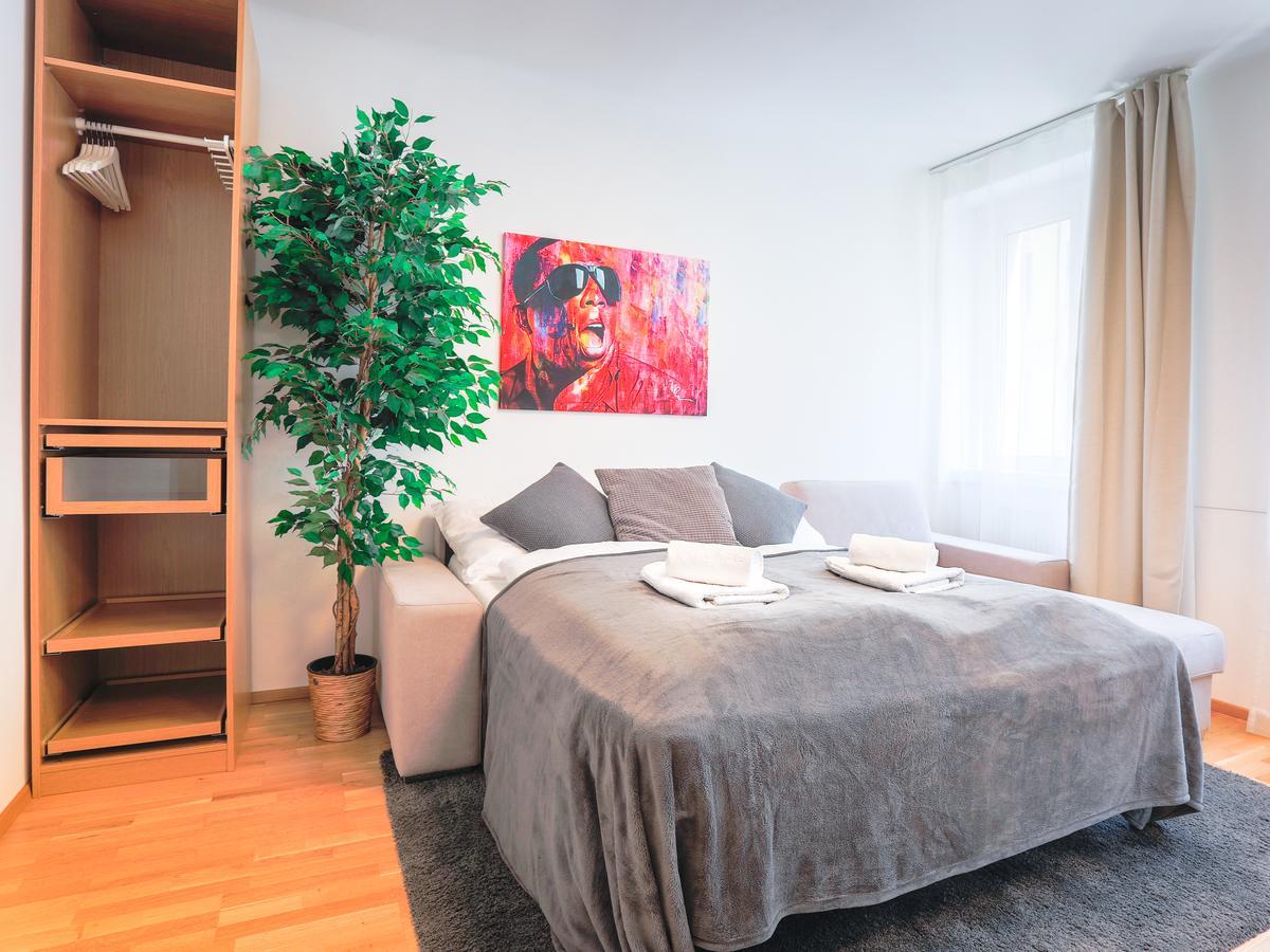 Sky9 Apartments Margareten Vienna Exterior photo
