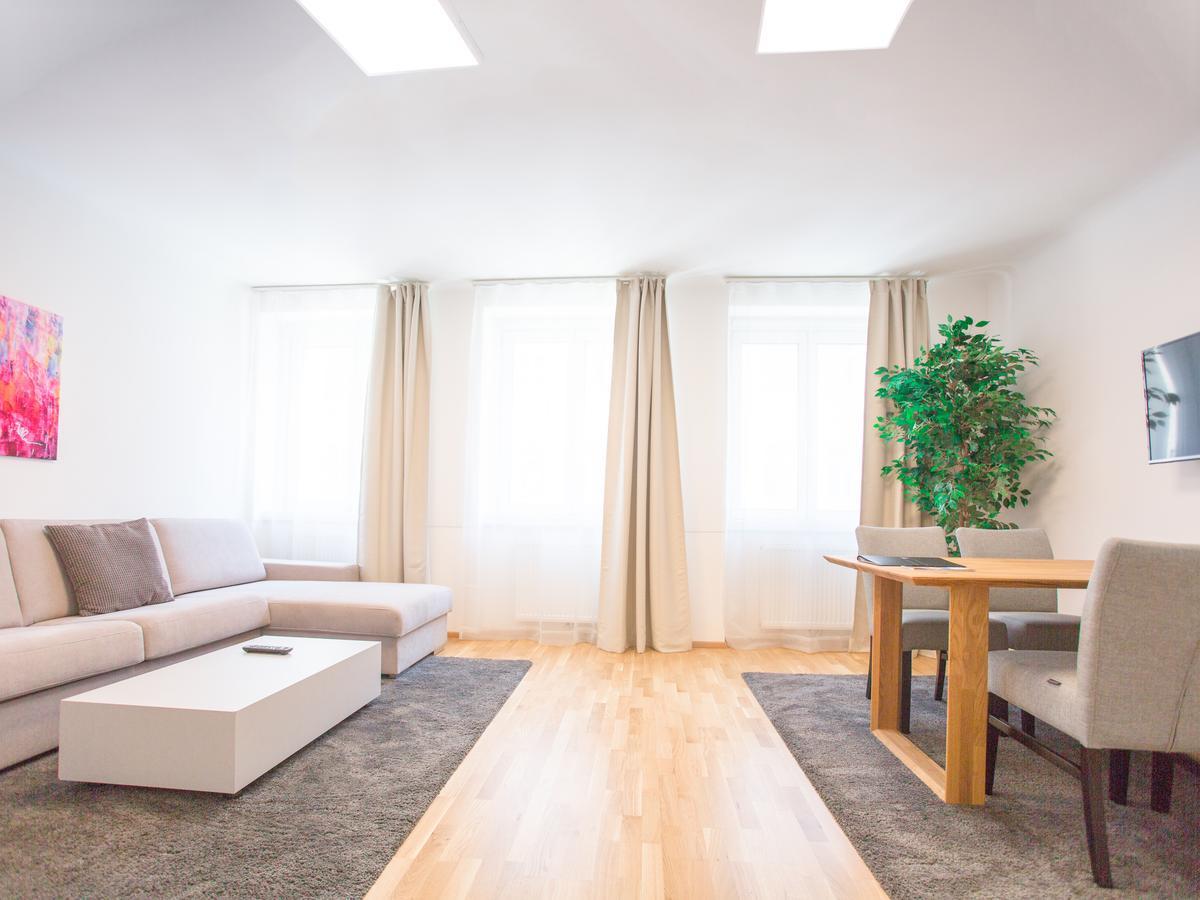 Sky9 Apartments Margareten Vienna Exterior photo