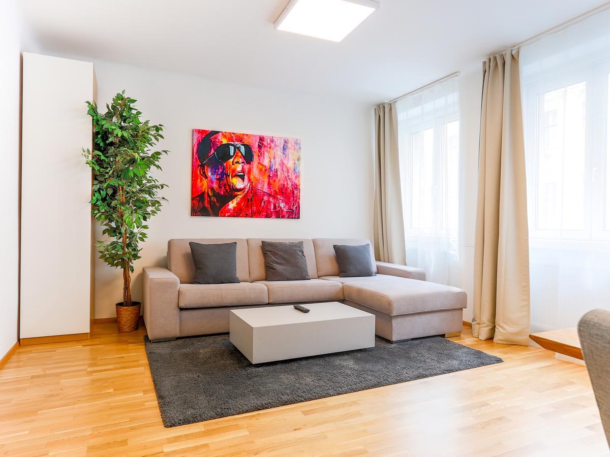 Sky9 Apartments Margareten Vienna Exterior photo